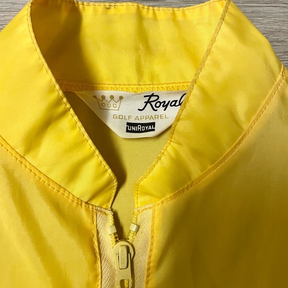 Vintage men’s golf rain jacket size is small-medium - Picture 3 of 3